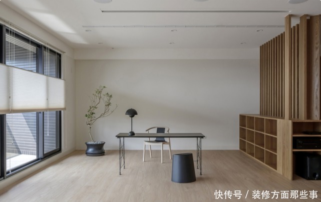 投影仪|看完他家160㎡极简风 ,心中好看的标准又被刷新了