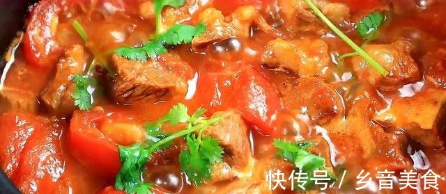 新手|汁浓肉香的牛腩，几步轻松搞定，烹饪新手一学就会的西红柿炖牛腩！
