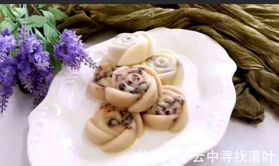 香蕉泥|夏天自己做冷饮，没有添加剂的红豆牛奶冰糕，在家也能做！