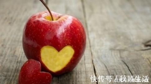 最新版|早上吃苹果好，还是晚上吃苹果好？养生专家告诉你最应该吃的时间