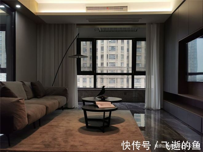 含蓄|明净、含蓄、敛藏的灰色家