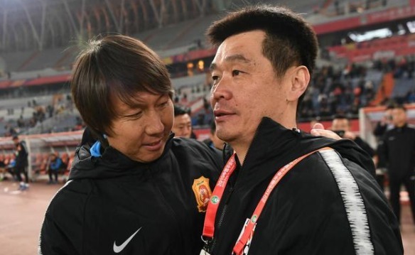 李霄鹏|不给李铁面子!国足第一批集训名单出炉,当红国门被李霄鹏抛弃