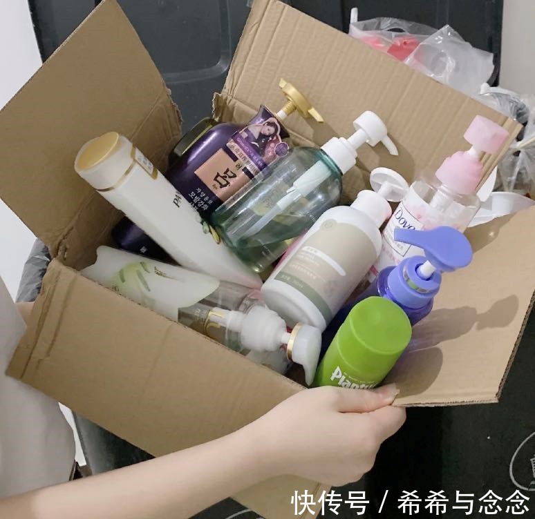 头皮|空瓶一箱洗发水,才发现的小众洗发水,深受孕妇喜爱!控油又蓬松