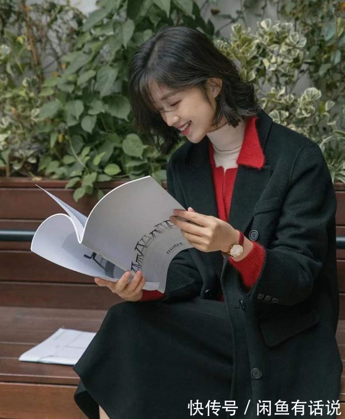 毛衣 过年见不同人穿什么?这5套超应景的红色穿搭,显贵时髦太惊艳了