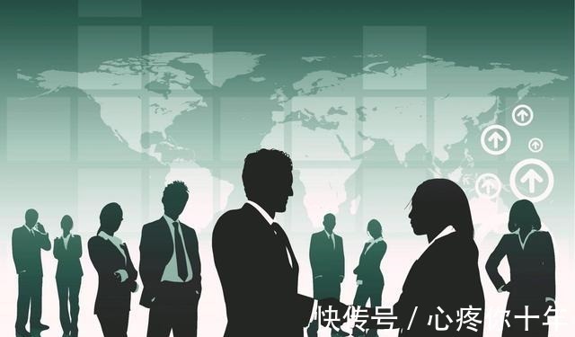 眼力|酒局上领导说“帮我催下菜”,没眼力的才去催!聪明人这样做!