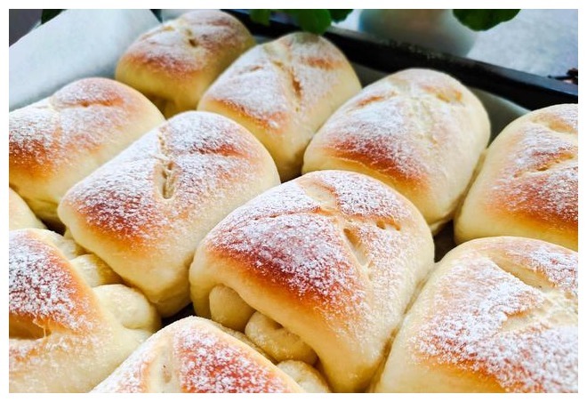 像云朵一样软的牛奶面包,不加一滴水,奶香浓郁又香甜