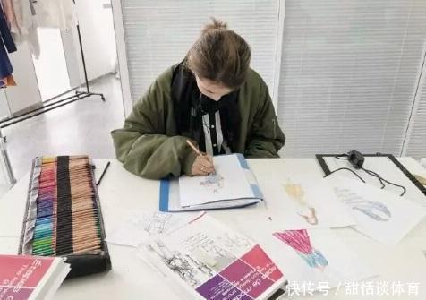 刘思琪|16岁女孩吃饭妈妈喂,月花销过万,出门坐豪车,变形记后怎么样?