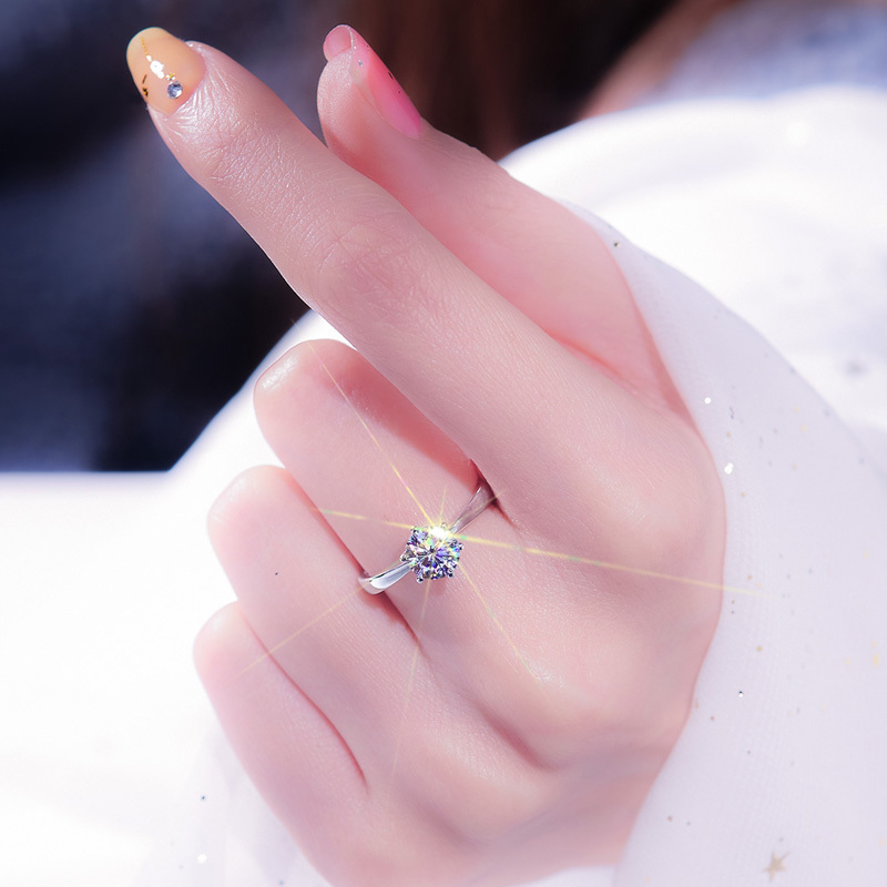 钻石 人造钻石值不值得我们购买?