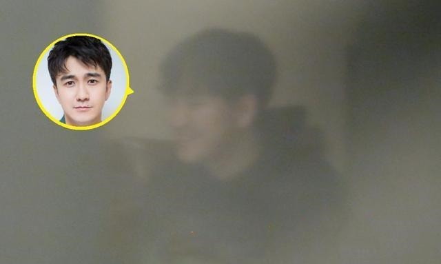 翟天临|翟天临辛芷蕾未分手与友人聚餐后同返爱巢好甜蜜,被疑同居引热议