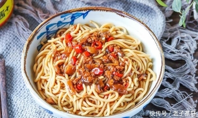 搅拌均匀|老公说：面条这样做，可以吃一辈子，做法和配方都告诉你，试试看