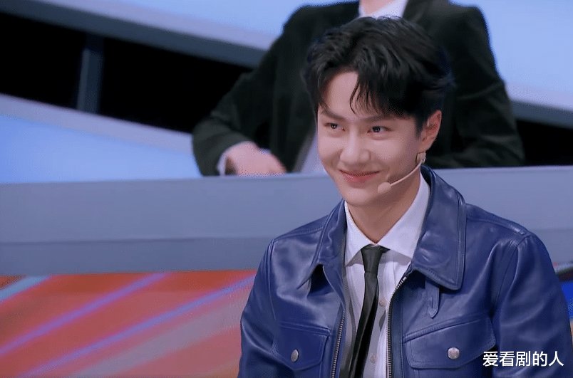 上线吧！华彩少年：黄子韬展示武术，王一博学戏腔，周深镜头少！