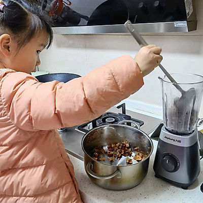 枣泥蛋糕这么好吃,大饭店的经常这么做,