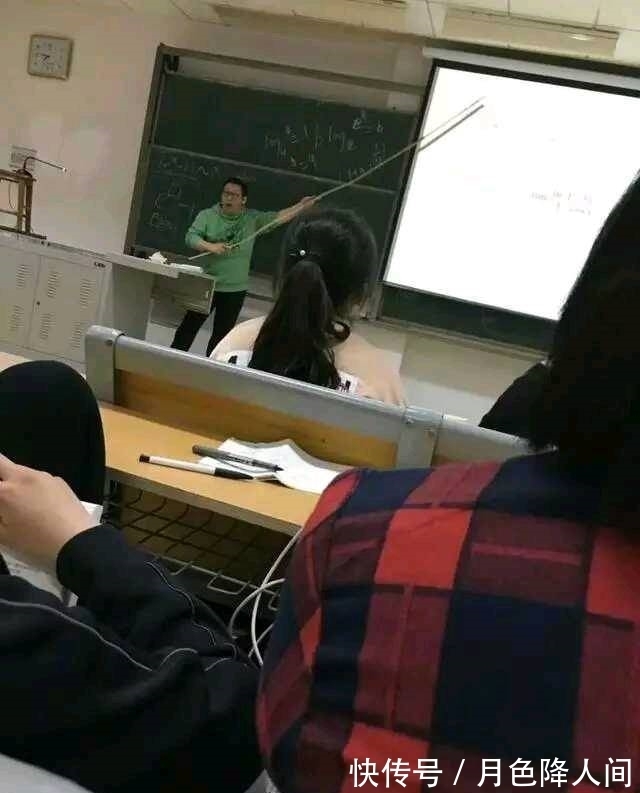 |搞笑图片幽默段子笑话:哈哈哈,这个老师真是敬业啊,厉害了