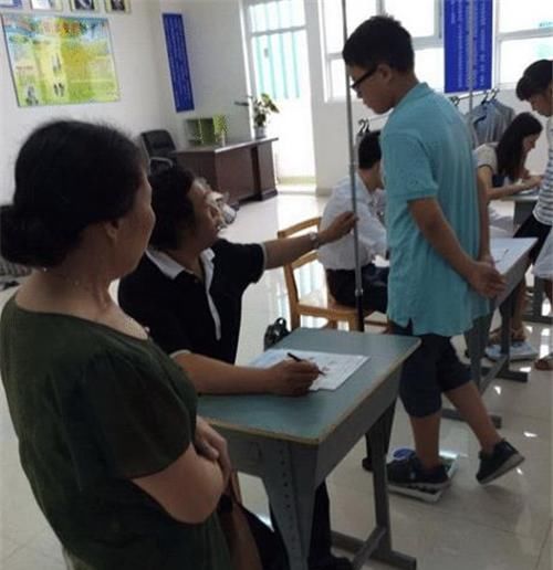 身高|为了长高7.2厘米,花16万做断骨手术的少年李亚诺,如今彻夜难眠