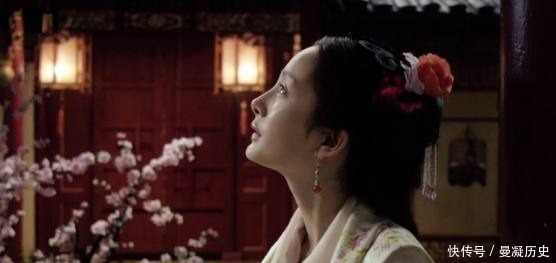 红楼梦晴雯骂袭人勾引宝玉时,袭人为何不敢还口