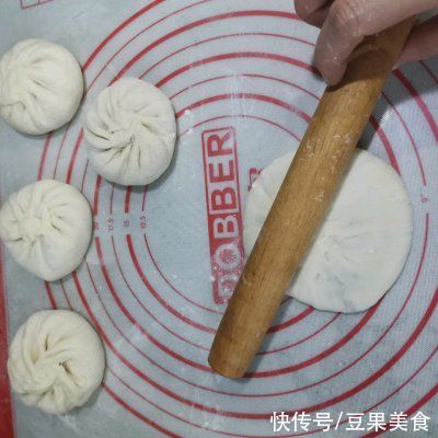  牛肉|最常吃的家常菜，还属牛肉馅饼最诱人