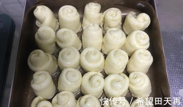 烤箱|孩子马上快开学,早餐匆忙,学会这款主食,做1次吃3天,补足营养!