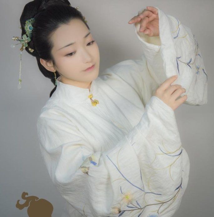 书生!这个女人才是林黛玉的原型,连曹雪芹都得叫她姑奶奶