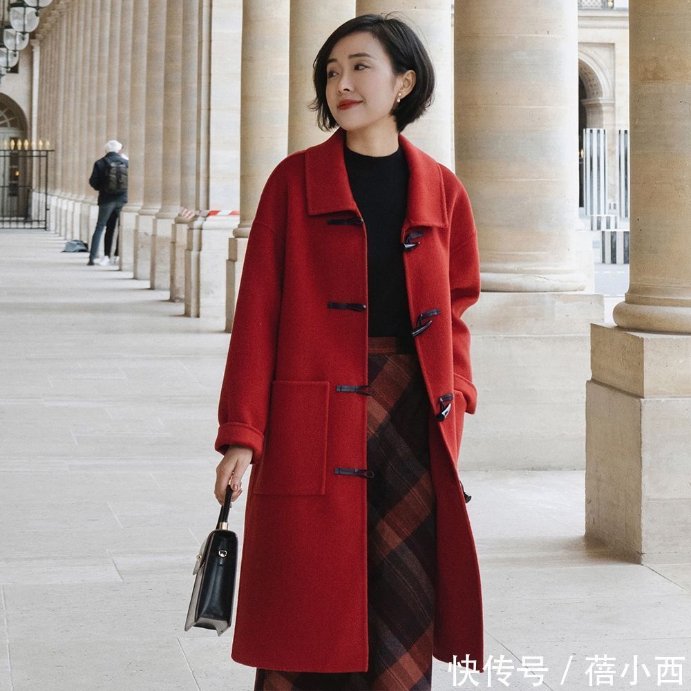 单品 秋冬还是穿“大衣”最优雅,学这4种搭配就够了,骨子里透出气质