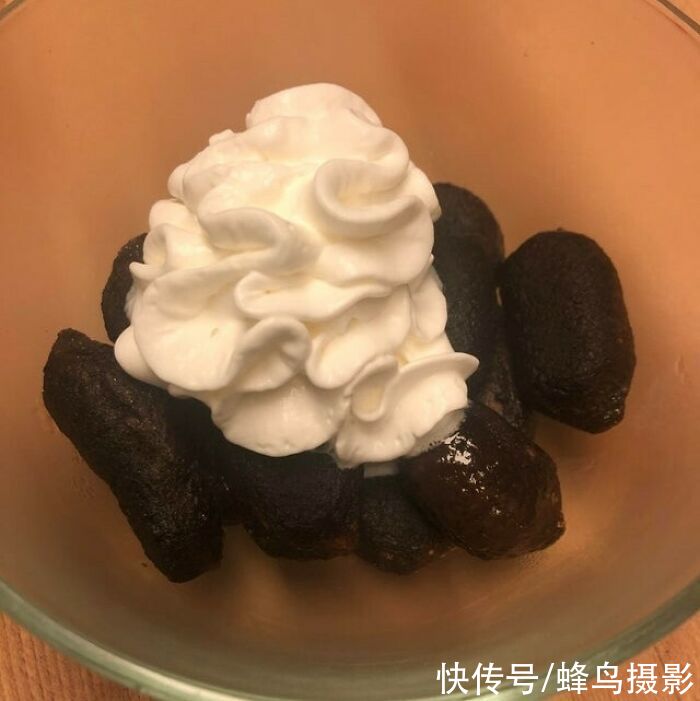 黑暗料理|35个活久未见的西餐，黄瓜中间塞着香肠，美国鸡蛋灌饼跟谁学的