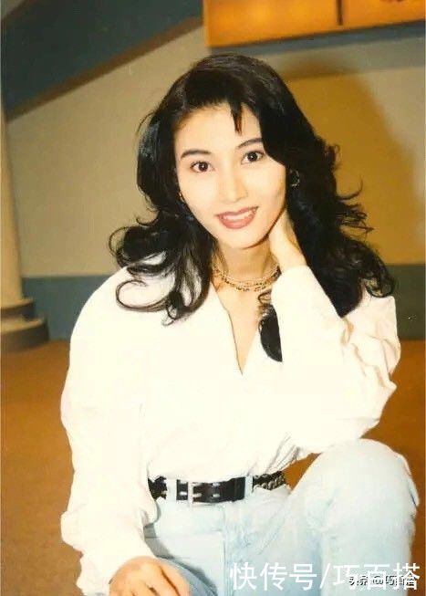 纯色|又防晒又遮肉的衬衫，你可能从来没有选对？可以从这三点看出