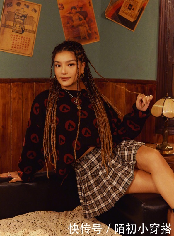 微胖|32岁江映蓉还想红?嘻哈风秀凹凸身姿,微胖的女生也好美