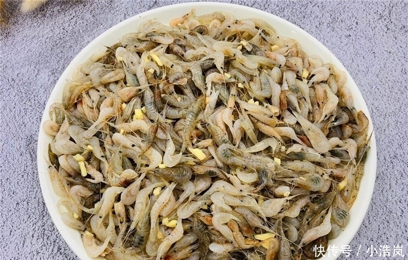 韭菜和此物一起炒,孩子多吃,增进骨骼发育长得快,比牛奶都管用