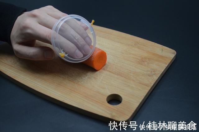 涨知识|八宝粥盖子不要扔,放在厨房特别实用,一年能省不少钱,涨知识了