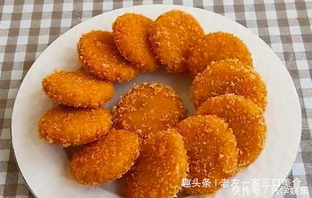 南瓜饼最好吃的做法,外酥里嫩,做法简单,出锅后全家抢着吃,香