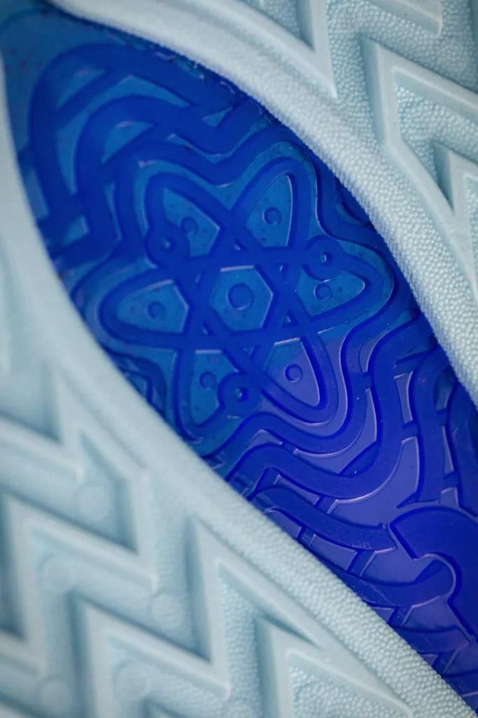 耐克「新一代神鞋」刚刚曝光！研究了几十年的黑科技，外观超颠覆！