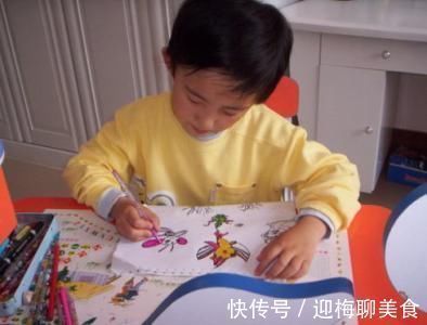 幼儿园老师|幼儿园老师让孩子“画房画车”,家长故意让孩子画错,结果尴尬了