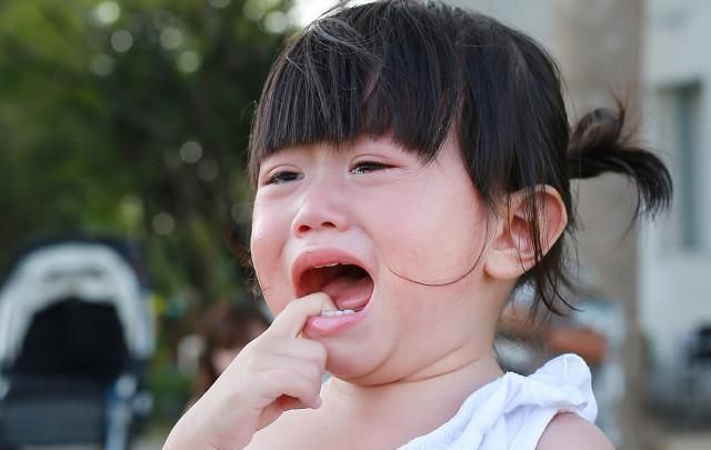 宝妈|为何有妈妈在,孩子反倒不乖?娃“有苦难言”,宝妈要早点知道