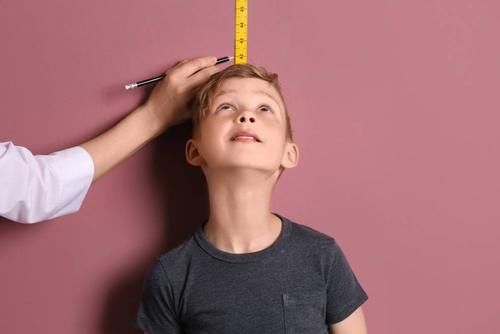 骨骺线|男孩多大丧失“长高机会”？儿科医生：这个年龄是截止日期