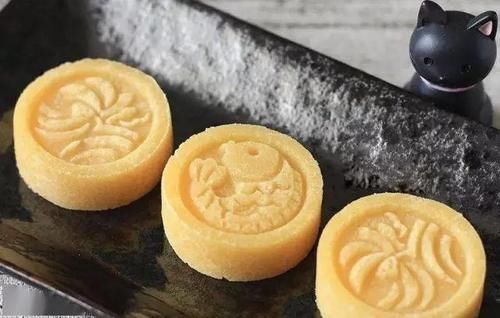  玲珑|自制玲珑绿豆糕，一口一个，软糯香甜，实在美味！