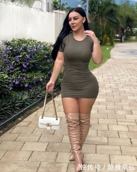 性感|她是132斤的大码模特,妖艳身材,让无数男人拜倒在她的包臀裙下