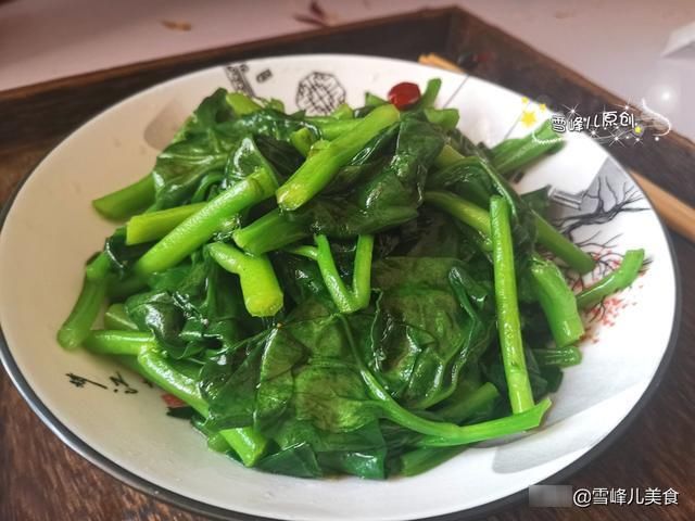 草酸|这菜2块钱1斤，含钙量比苋菜都好，简单一炒就上桌，不懂吃可惜了