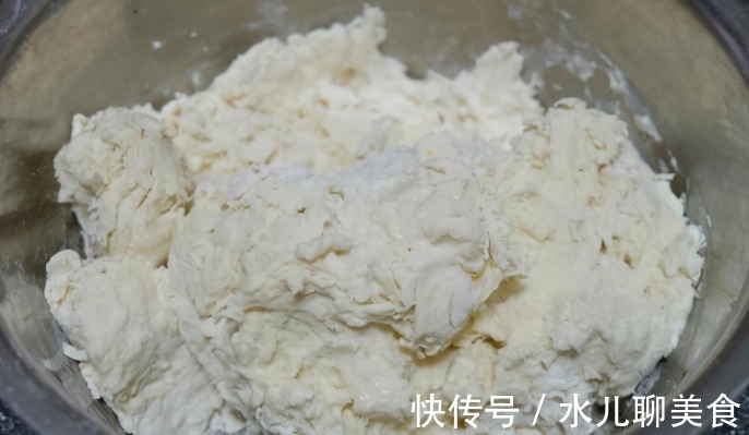 馒头|蒸馒头,不要只会放酵母,做好“4点”,馒头饱满不塌,暄软不硬