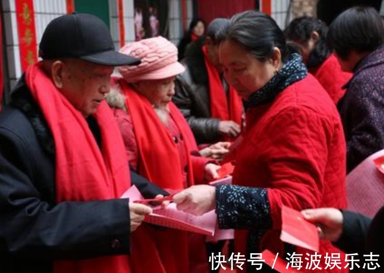 新年|新年压岁钱是除夕夜给,还是大年初一给原来有讲究,可别给错了