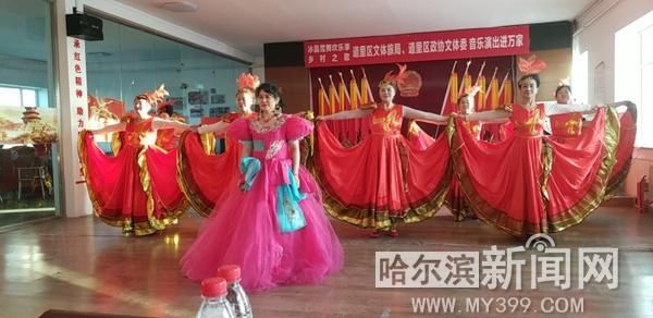  舞美|歌甜舞美助力冰雪季“乡村之歌”音乐演出8日走进榆树镇