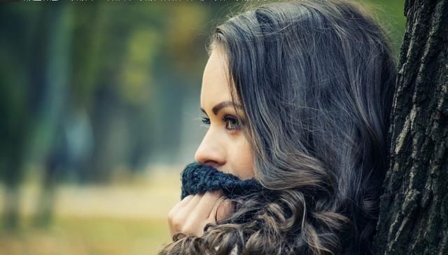 人缘!一个人出现这两个征兆,往往是好运的开始,恭喜了