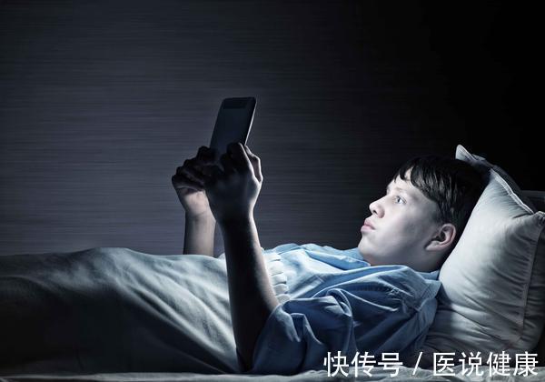 黄金时间|经常熬夜,对身体造成的5大伤害,别轻视,趁早改正