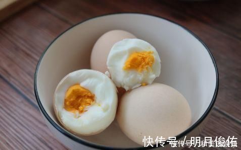 蛋白质|45岁秦阿姨诊出肠癌,长年吃这样的煮鸡蛋,煮鸡蛋一大禁忌要懂