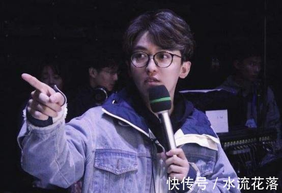 周播|跑男的最年轻最帅导演,曾追迪丽热巴,现在怎样了