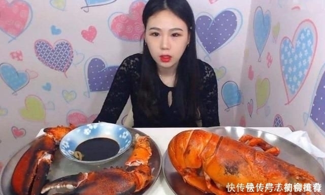 大胃王去越南吃海鲜,烤了30只鱿鱼60只龙虾,结账时却不敢相信