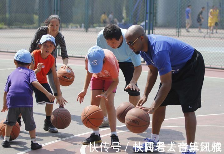 标准|儿童体重也有标准,12岁女孩达到80斤算合格,你家娃达标了吗?