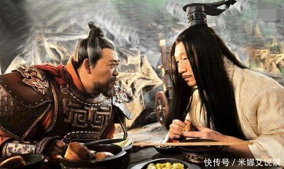 百官|君王当着百官骂将军，将军记恨，后一拳把君王打死了