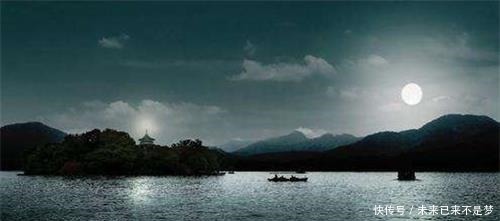 岳阳楼记@史上最懒的诗人一生仅留下2句残诗,却流传千年,至今传唱