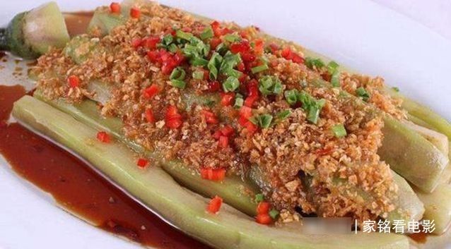 美食推荐：蒜蓉蒸茄子，蛋黄焗南瓜，柱候酱焖鸭翅，干锅娃娃菜