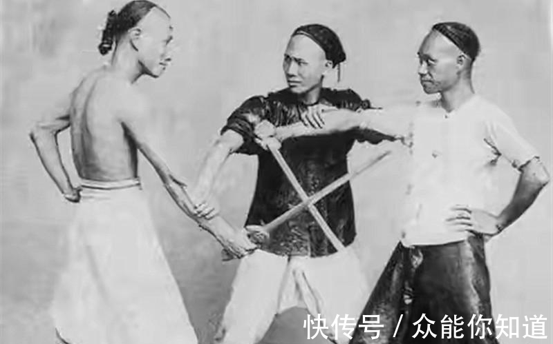 银面#借一段清代江湖奇谈,可见绝顶高手不在高山之巅,而是在市井之中