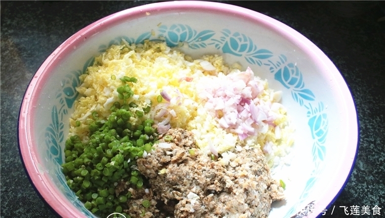 鲜香|用此食材做包子,相信很多人没吃过,蓬松柔软,鲜香多汁很诱人
